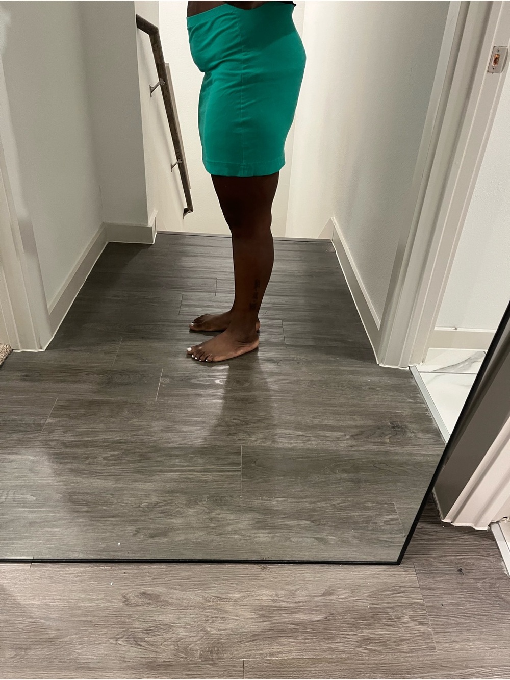 Green Stretch Mini Skirt - Picture 2 of 4